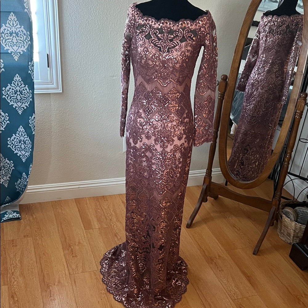 Tadashi Shoji Rose Gold Long Sleeve Off-Shoulder Sequin Lace Gown